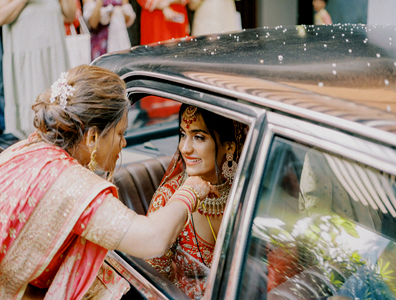 Best Wedding car decorations